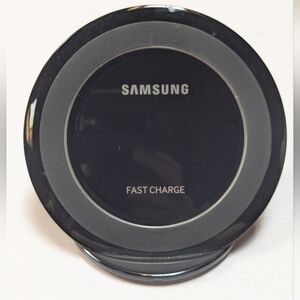 Samsung fast charge cell phone charger NO CORD
